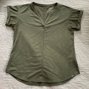 LL Bean streamside tee, EUC